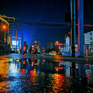 蕾丝美女老人狂操美女
